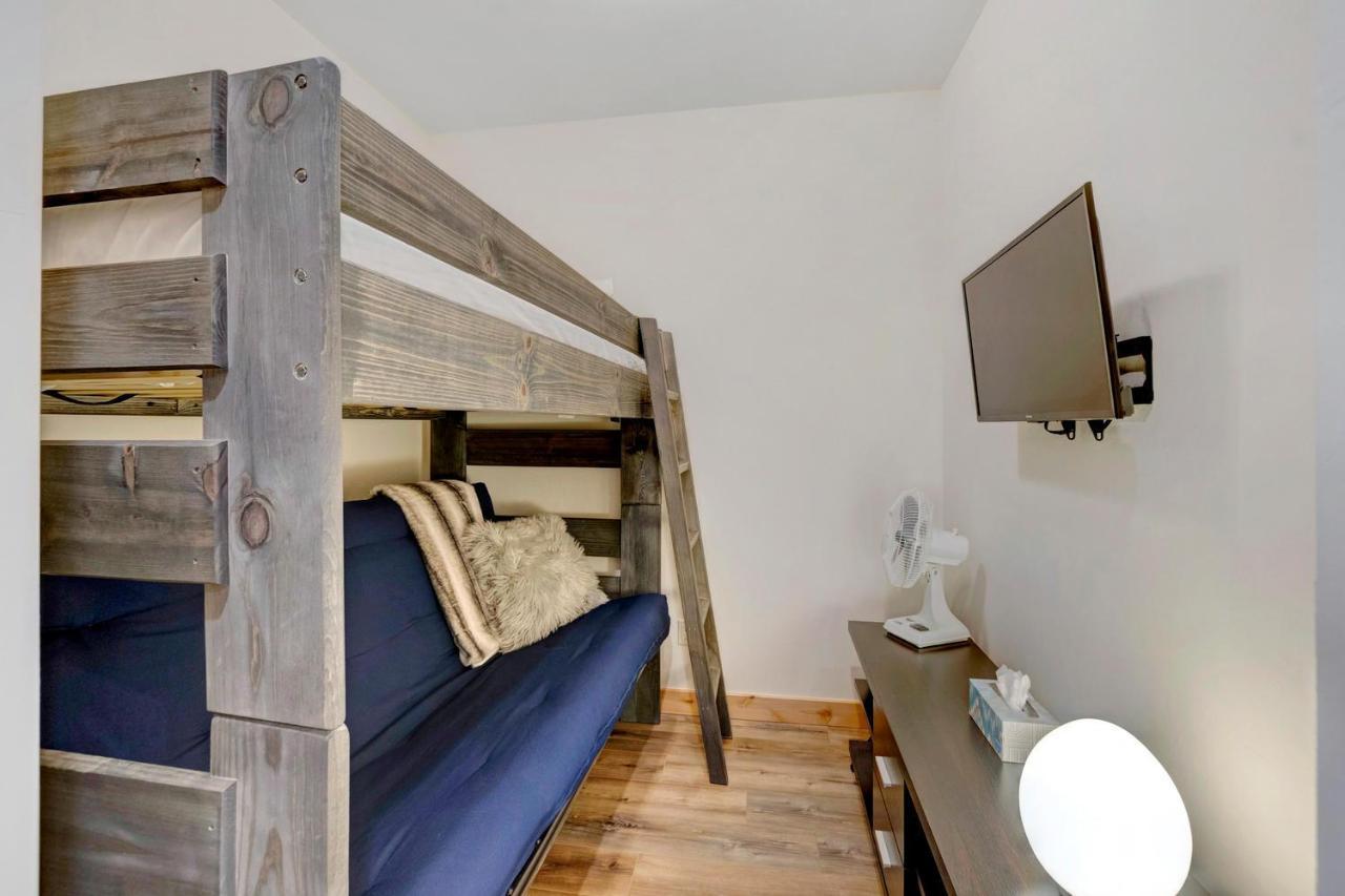 New Luxury #290 - Rooftop Hot Tub & Great Views - 500 Dollars Of Free Activities & Equipment Daily Holiday home
