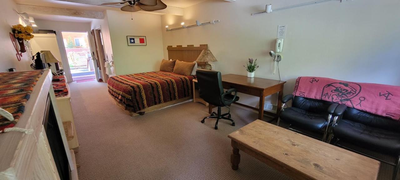 Hotel Hot Springs Ouray