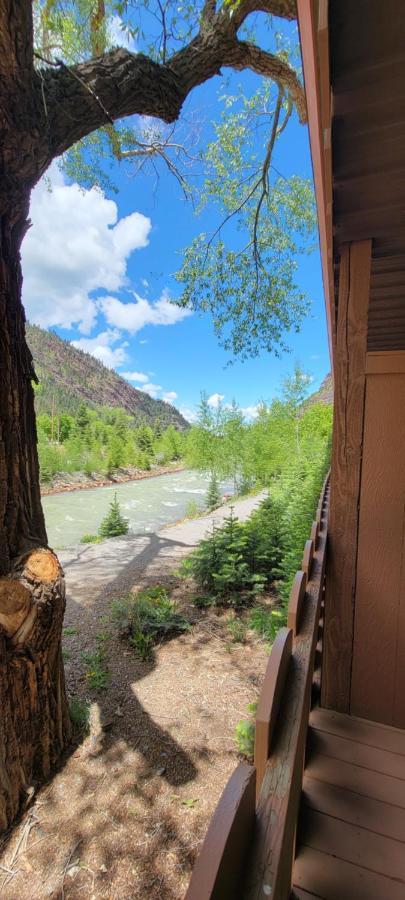 Hot Springs 3* Ouray