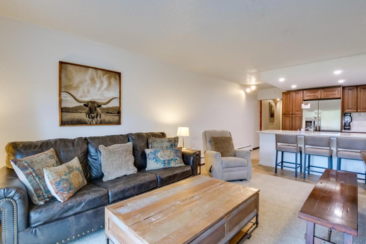 Casa de férias Beautiful Breck Townhome With Pool 1 Mi To Main St! *