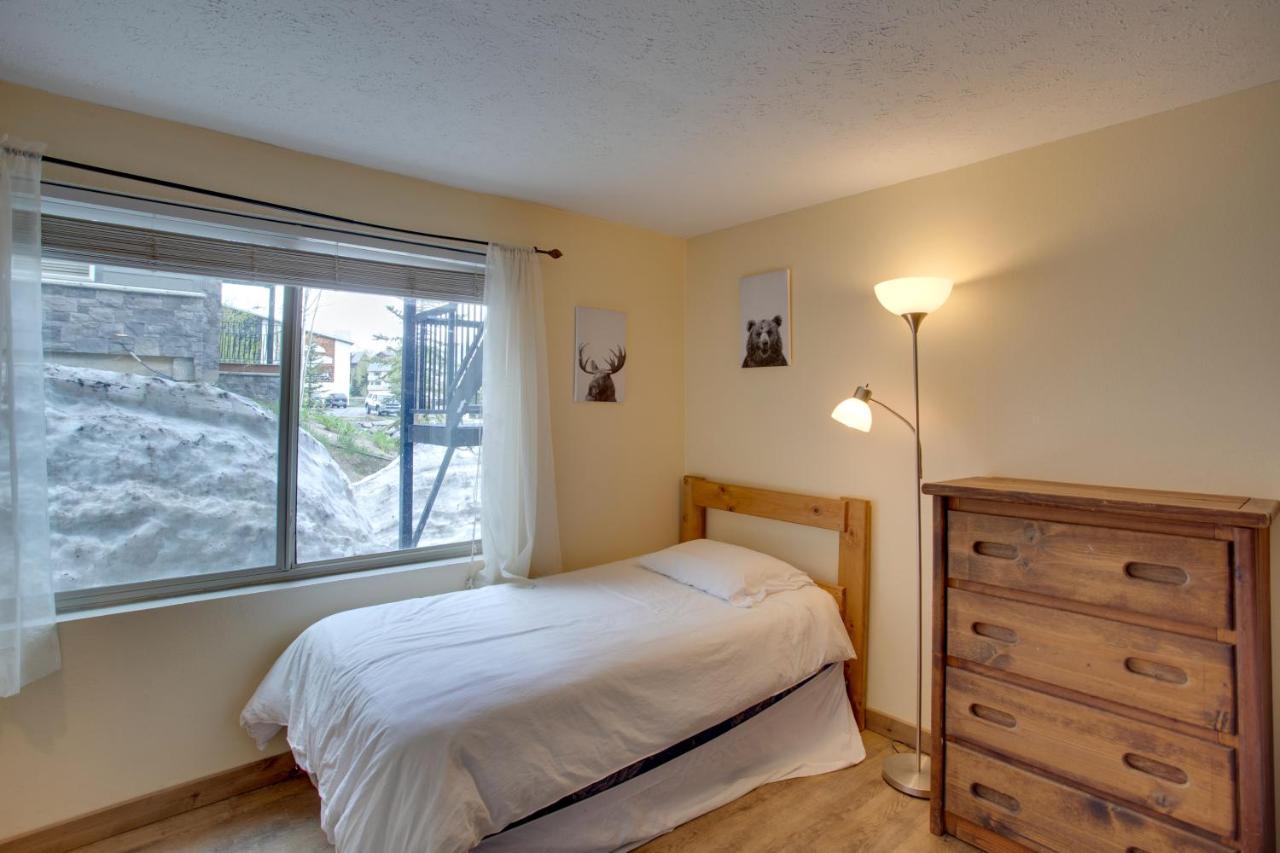 With Pool Access Walk To Slopes