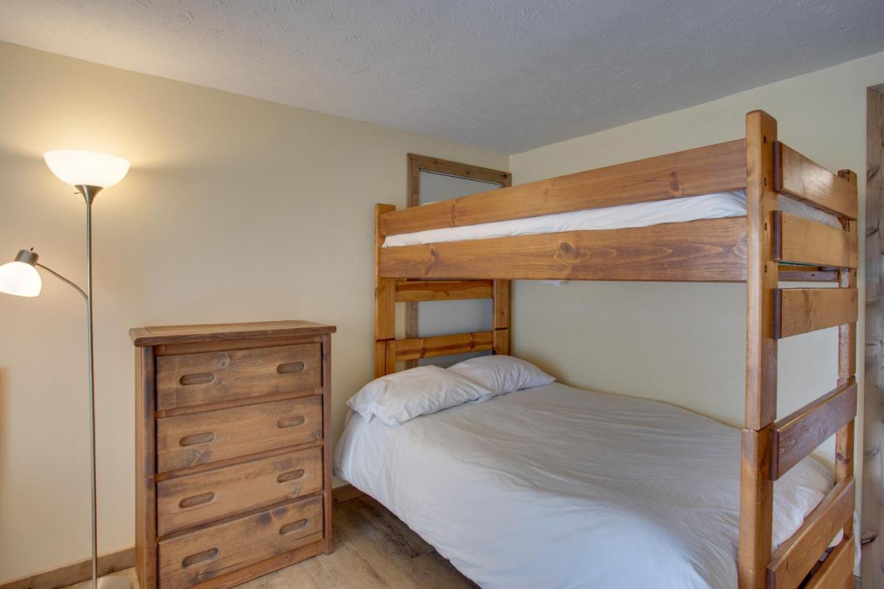Apartment With Pool Access Walk To Slopes *