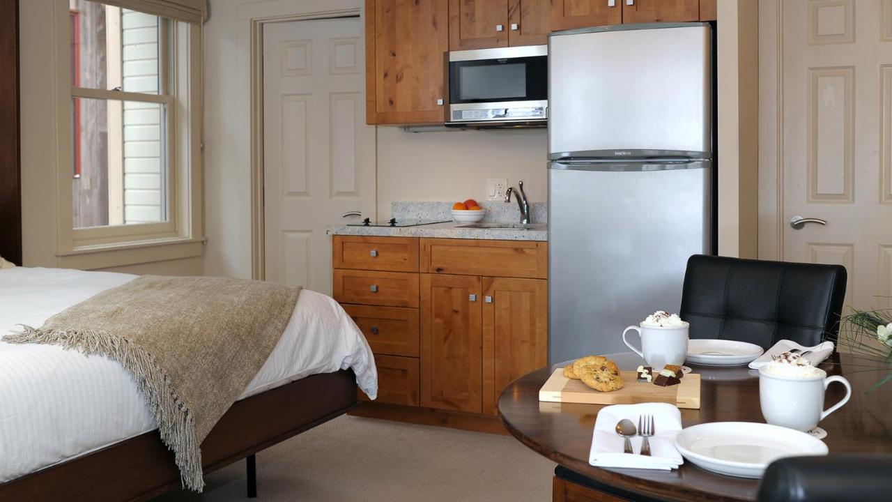 Hotel Columbia Hotel 4*