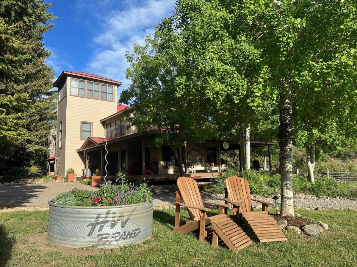 3076 W Highway 160 - Main House Holiday home