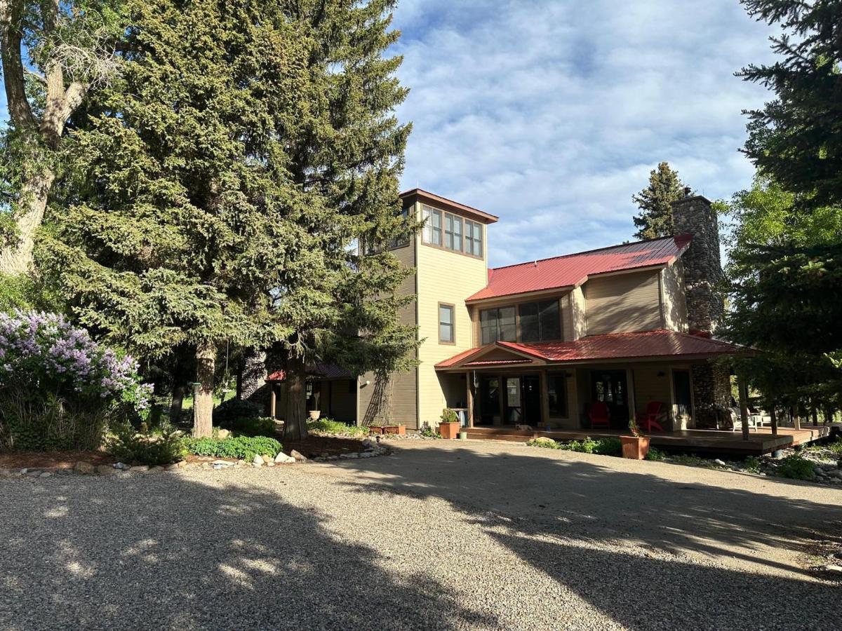 3076 W Highway 160 - Main House * Mancos