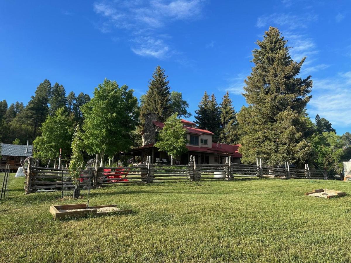 Holiday home 3076 W Highway 160 - Main House *