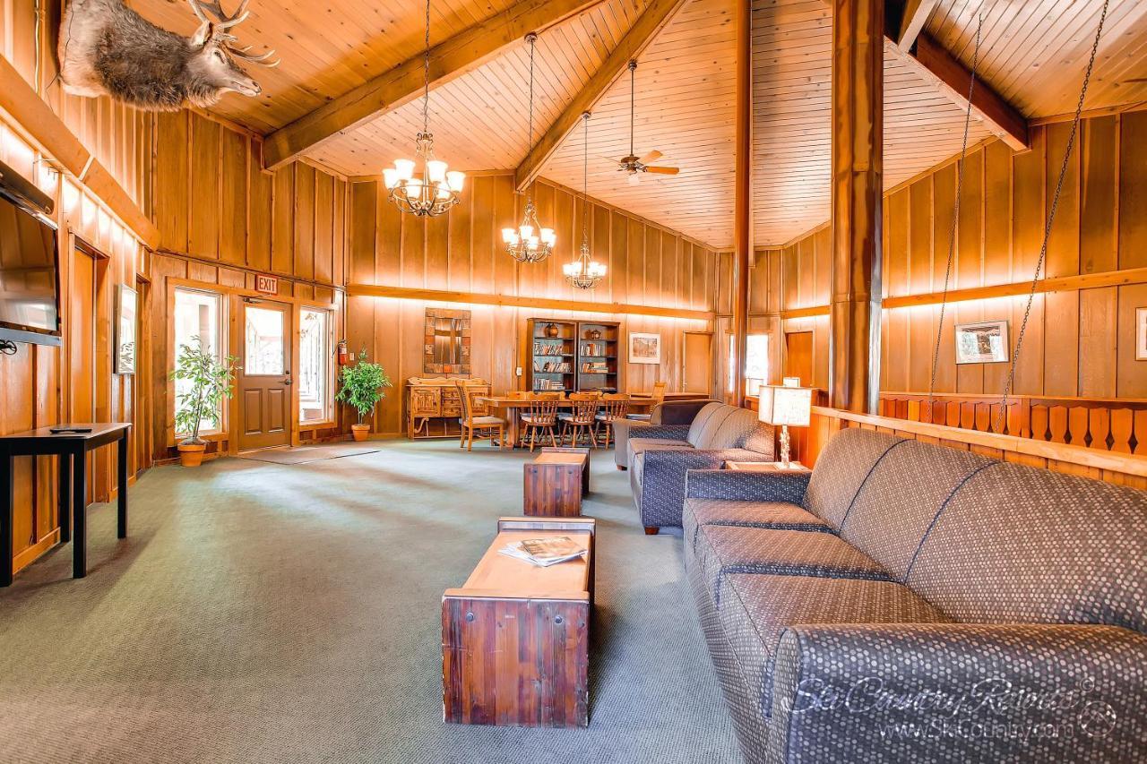 Cozy Floor Unit With Lots Of Windows Affordable & Steps From Main Street Pm8d Breckenridge