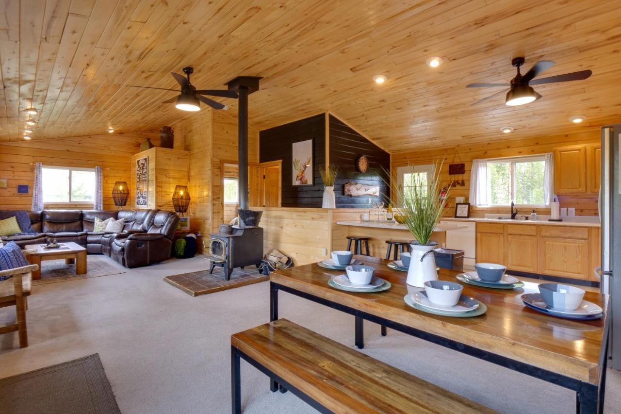 Holiday home Grand With Grill And Mountain Views! *