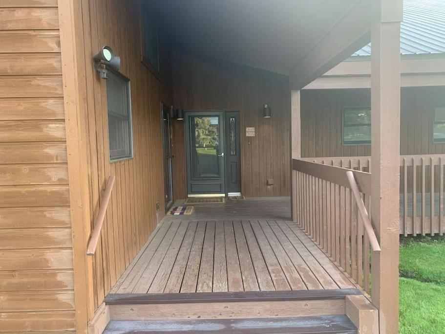 Talisman Amazing Views Walk To Uptown Sleeps 4
