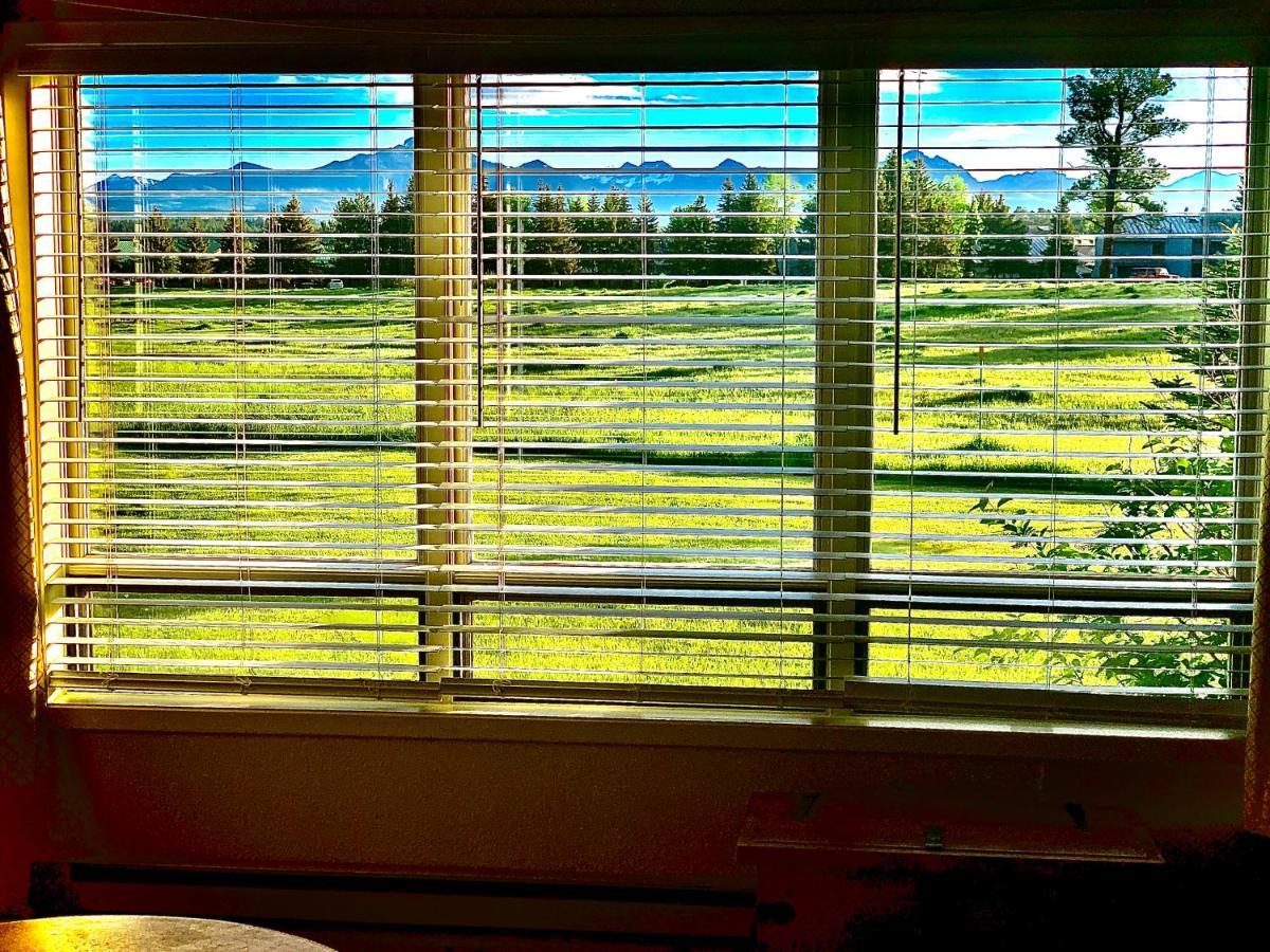 Talisman Amazing Views Walk To Uptown Sleeps 4 Villa *