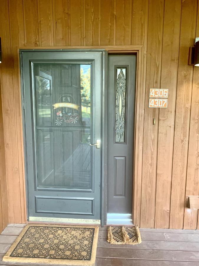 Talisman Amazing Views Walk To Uptown Sleeps 4