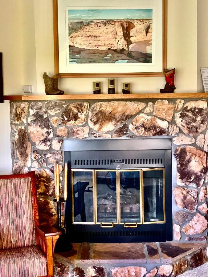 Talisman Amazing Views Walk To Uptown Sleeps 4 Villa *