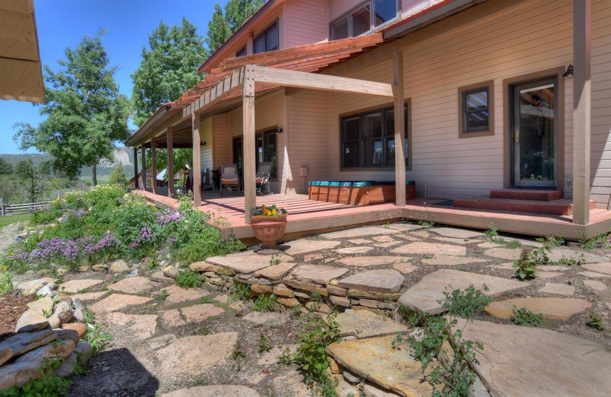 3076 W Highway 160 - Main House *