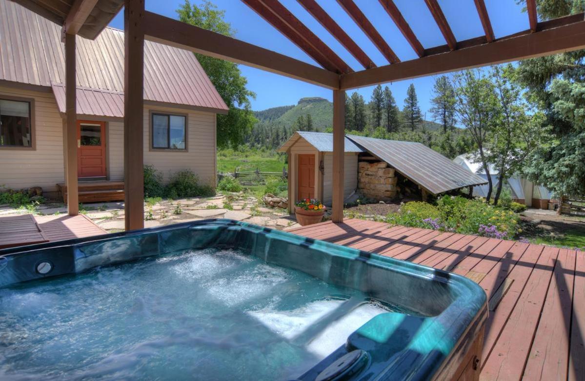 3076 W Highway 160 - Main House