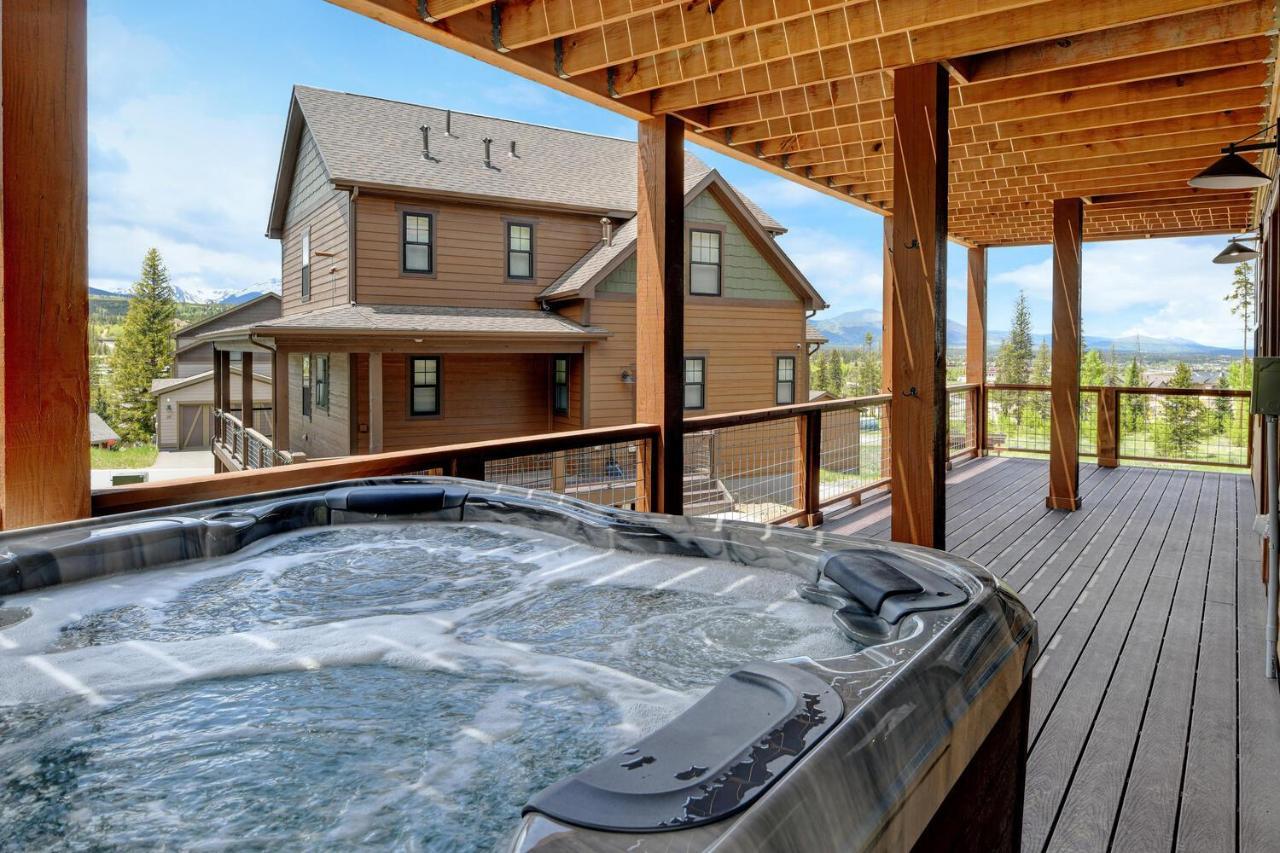 Holiday home Mountain Vista Luxury Retreat *