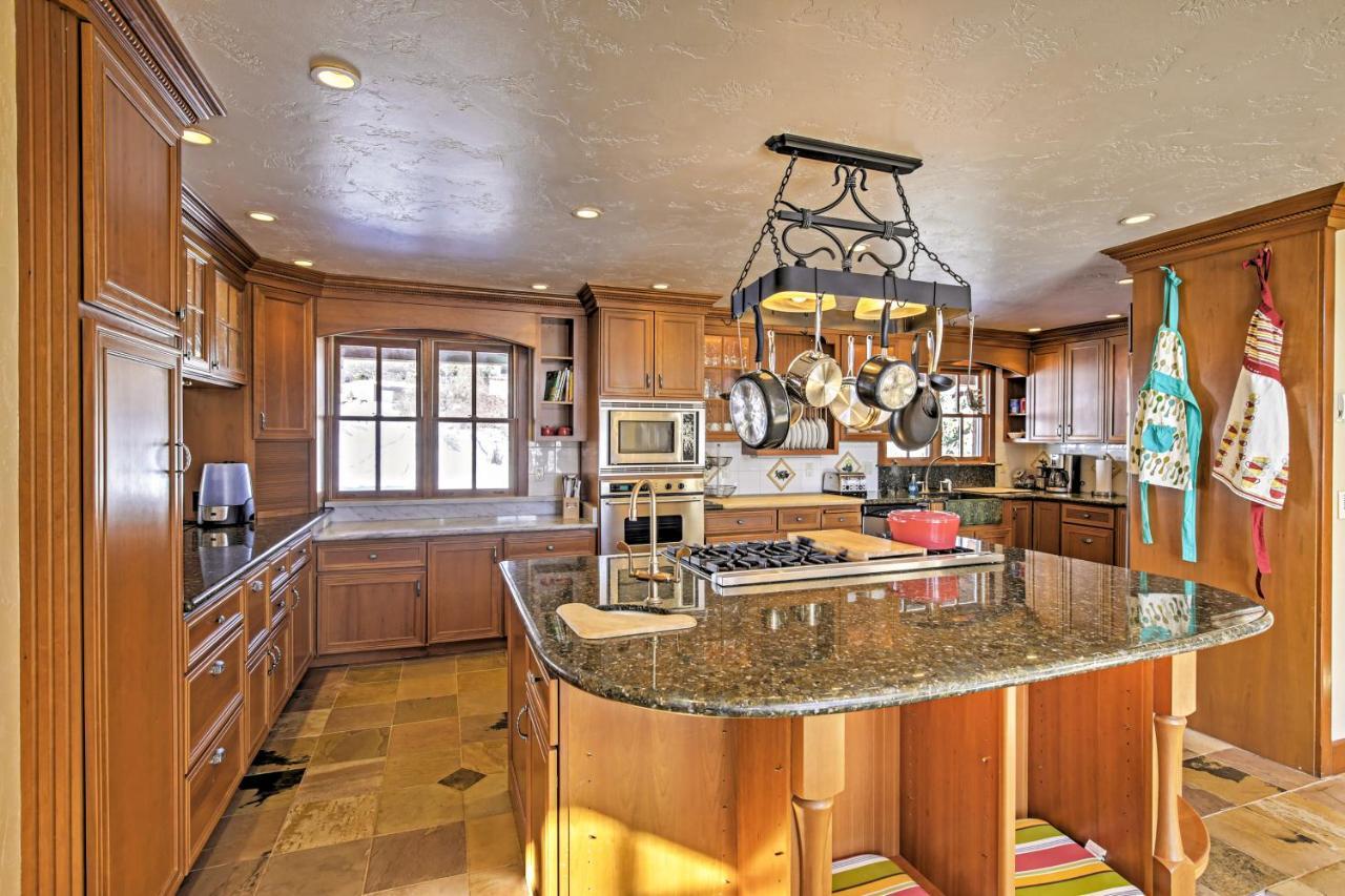 Mountaineer Manor * Glenwood Springs