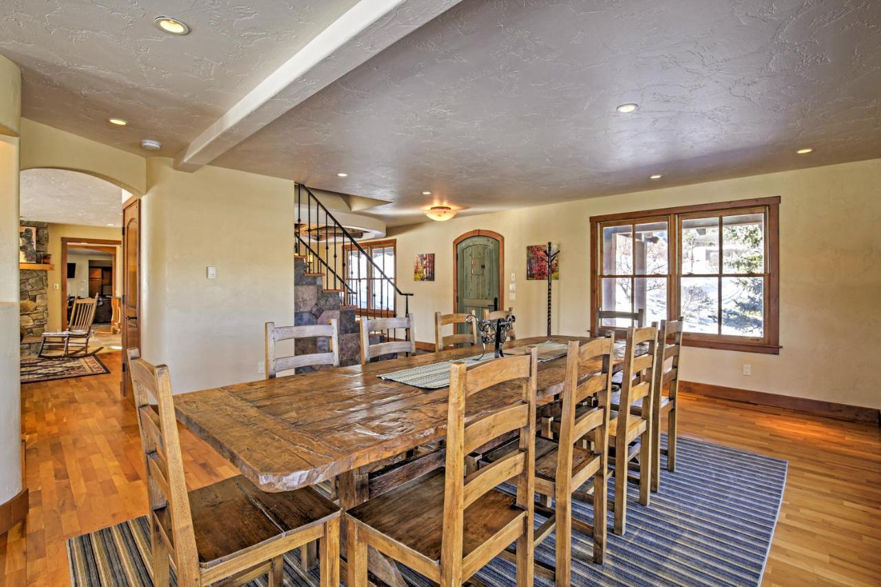 Mountaineer Manor *
