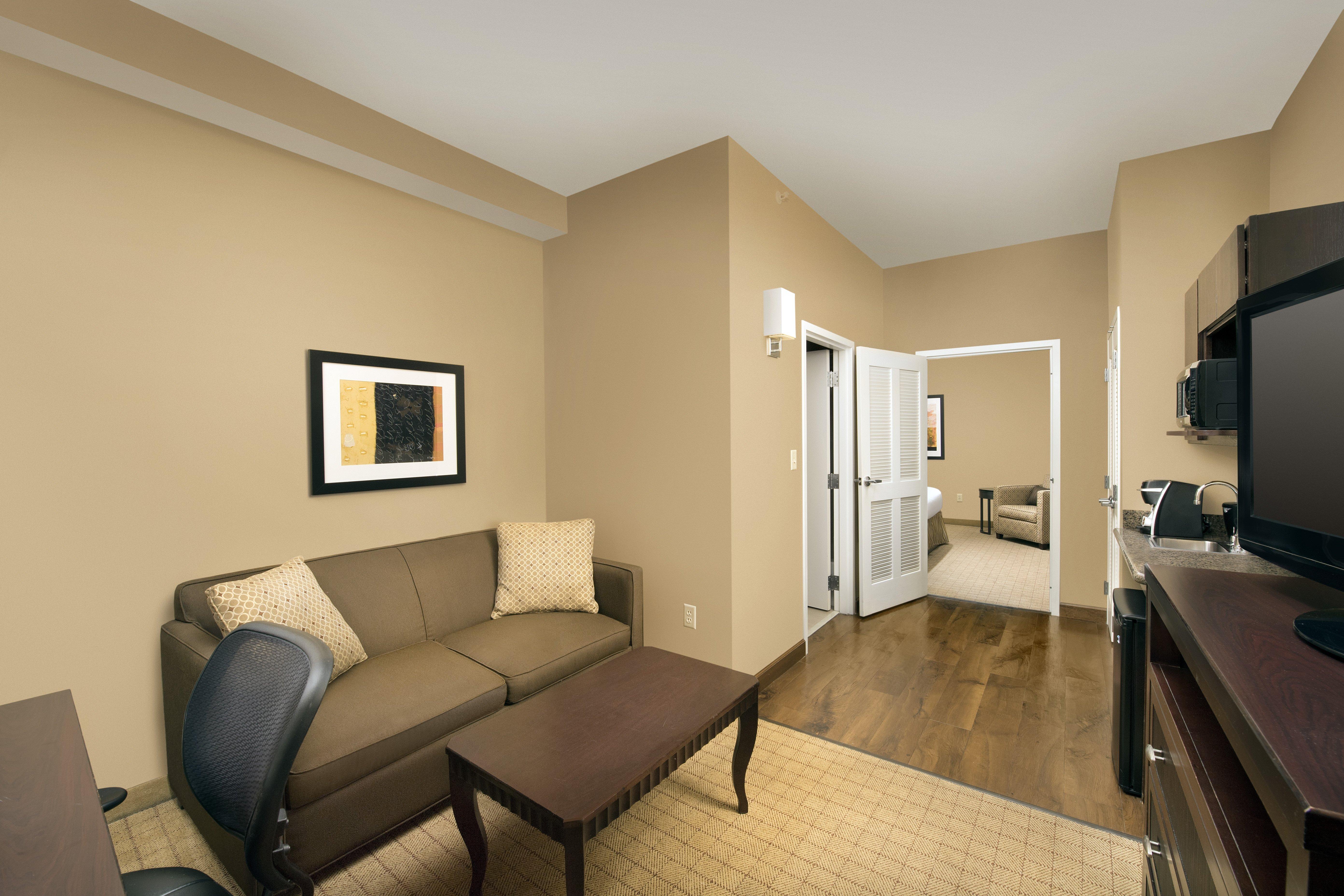 Doubletree By Hilton International Airport, Co Hotel 4*