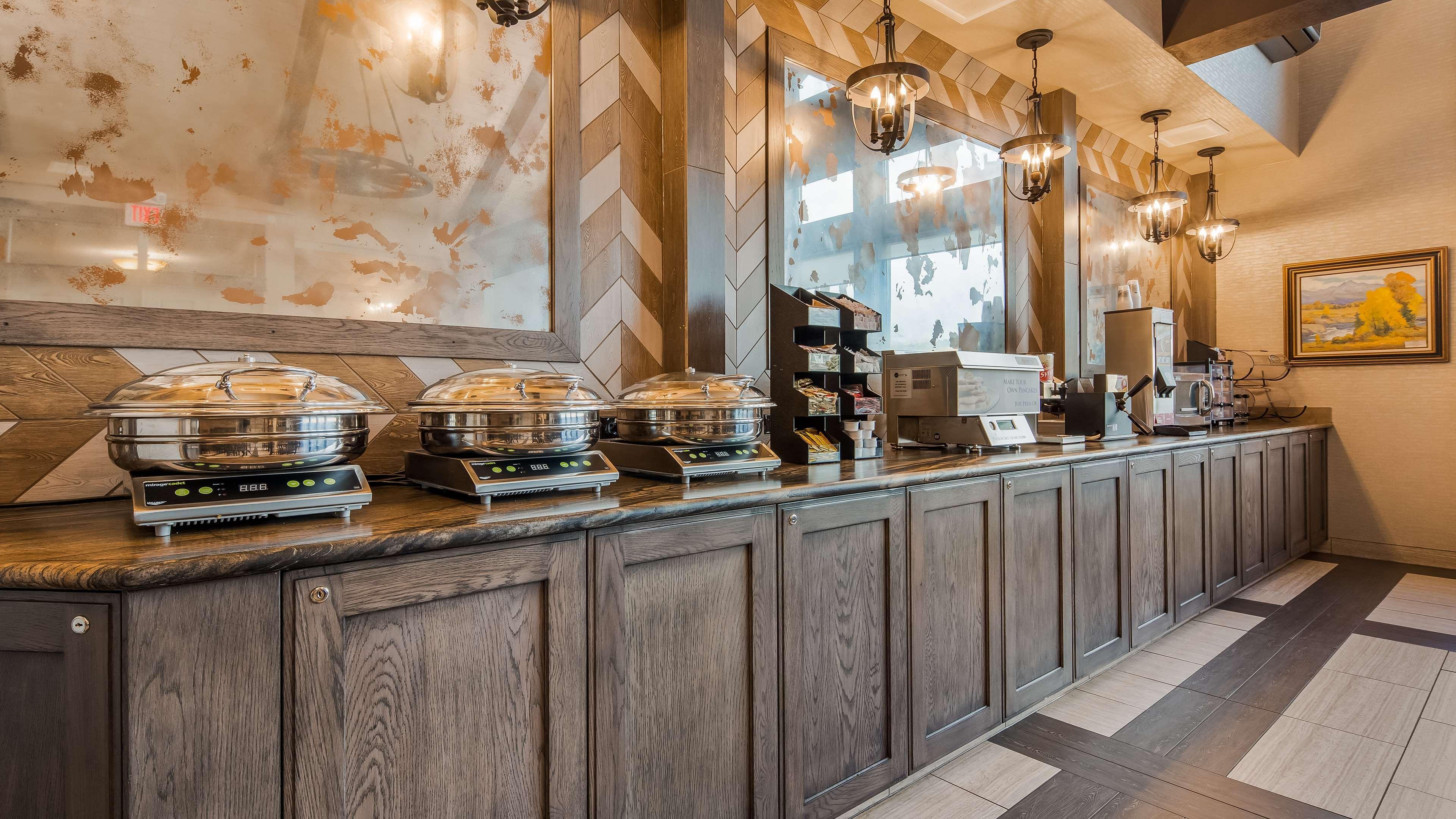 Best Western Plus Silver Saddle Hotel 2*