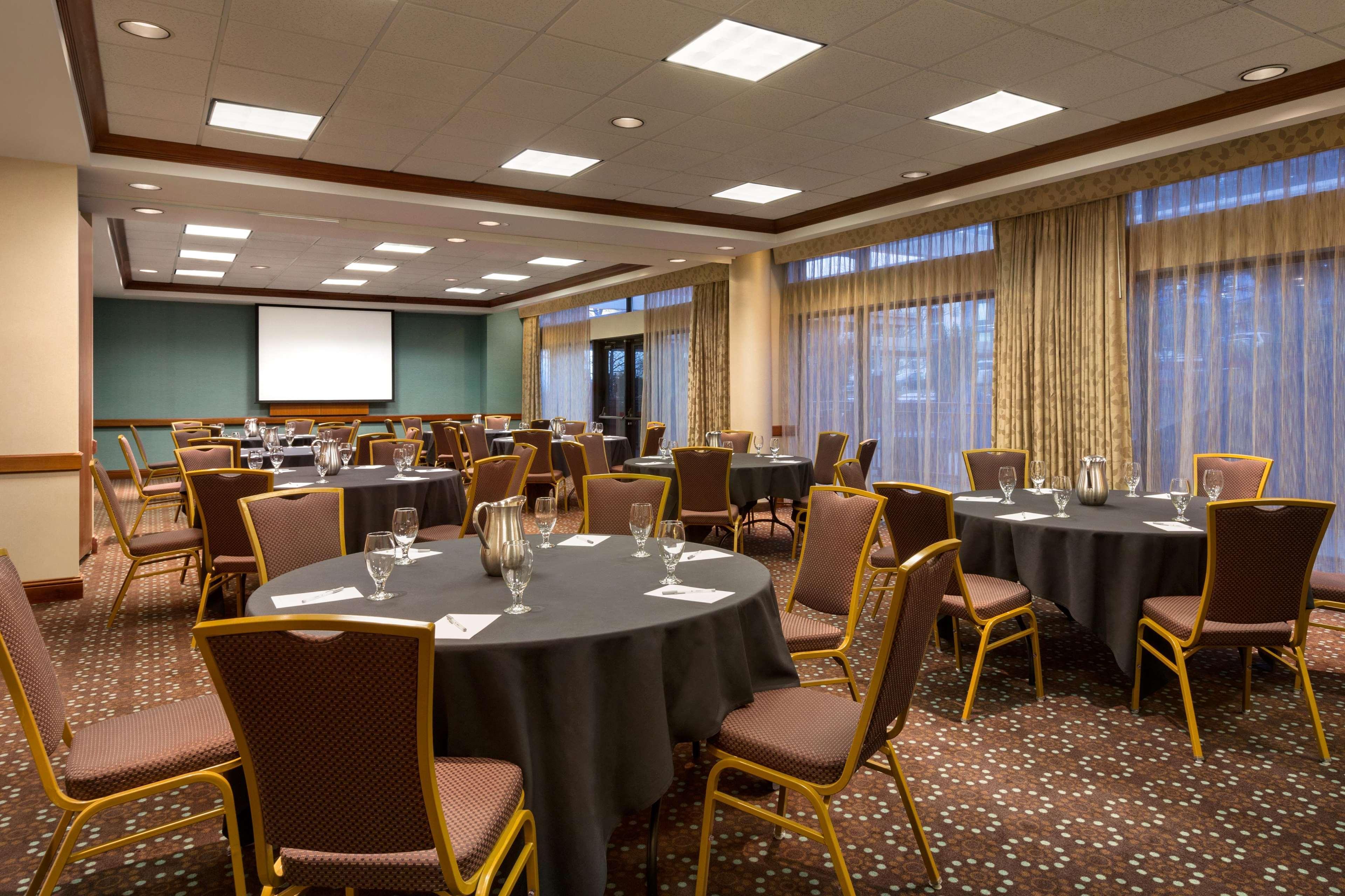Hotel Hampton Denver West Federal Center 3*
