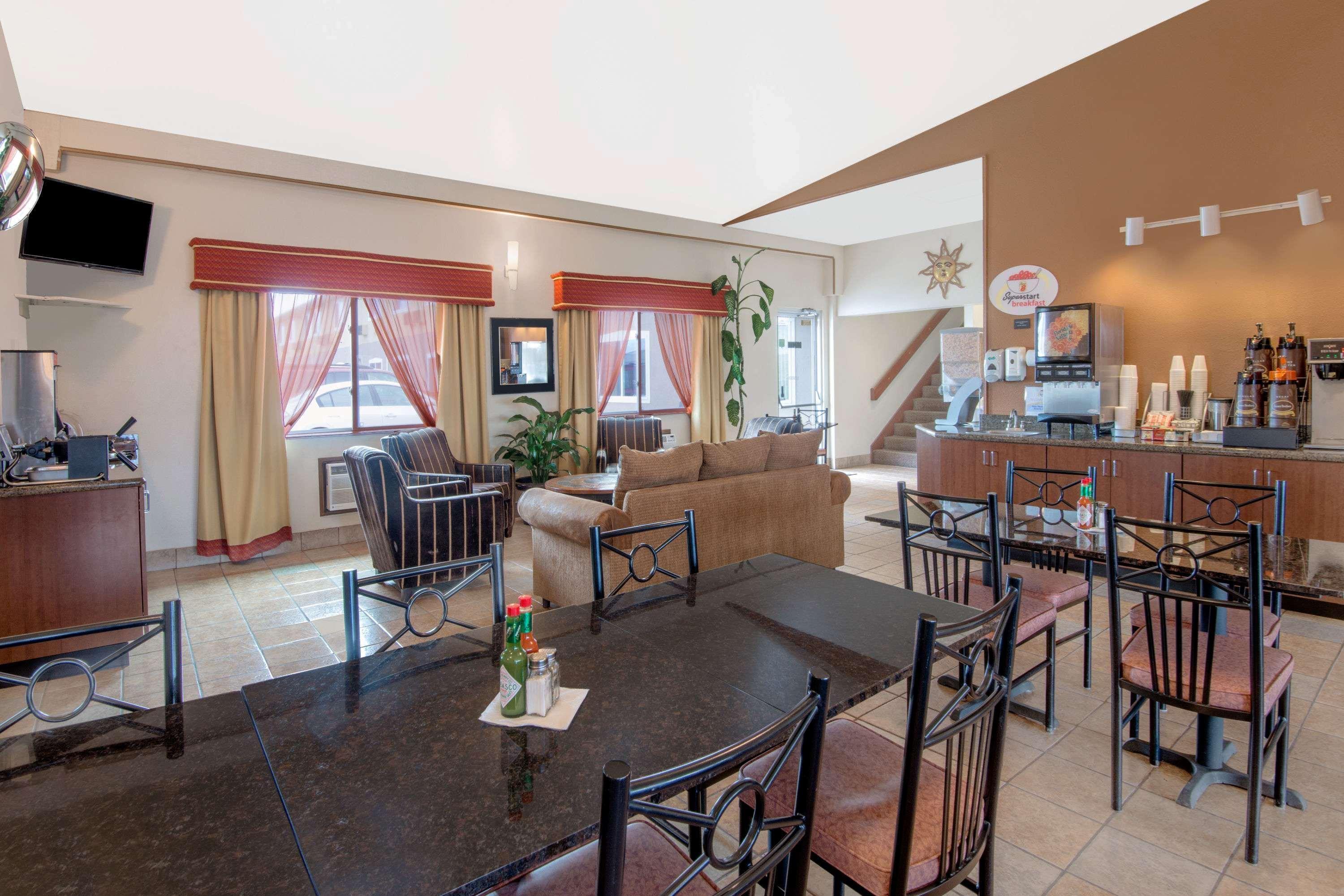 Super 8 By Wyndham