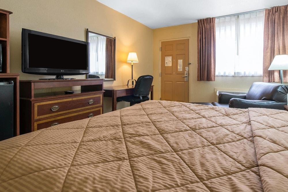Rodeway Morgan Inn
