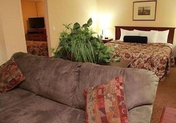 Rodeway Morgan Inn