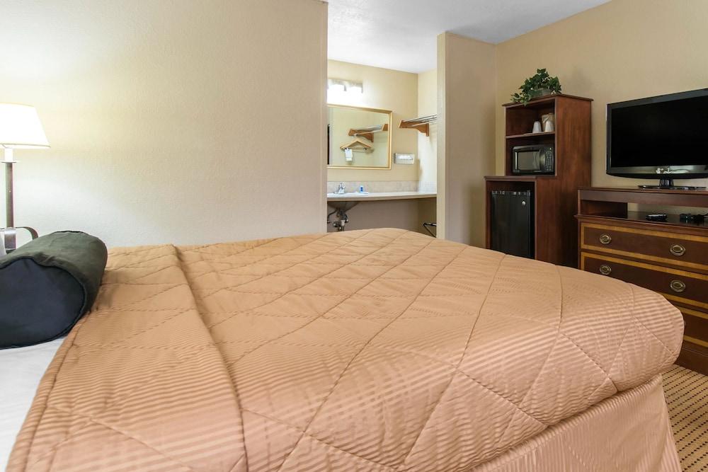 Rodeway Morgan Inn 2*