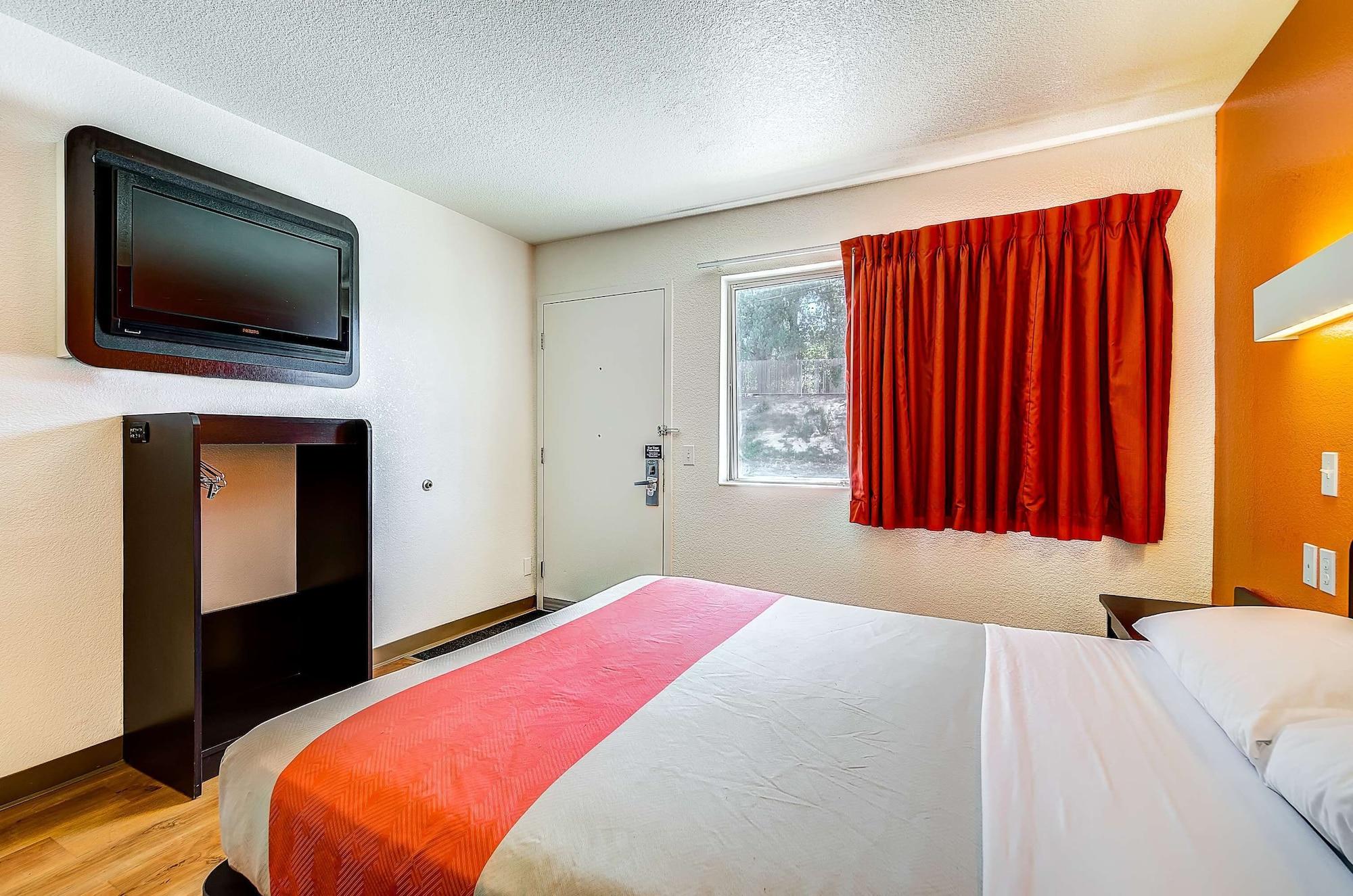 Park By Radisson, 2*