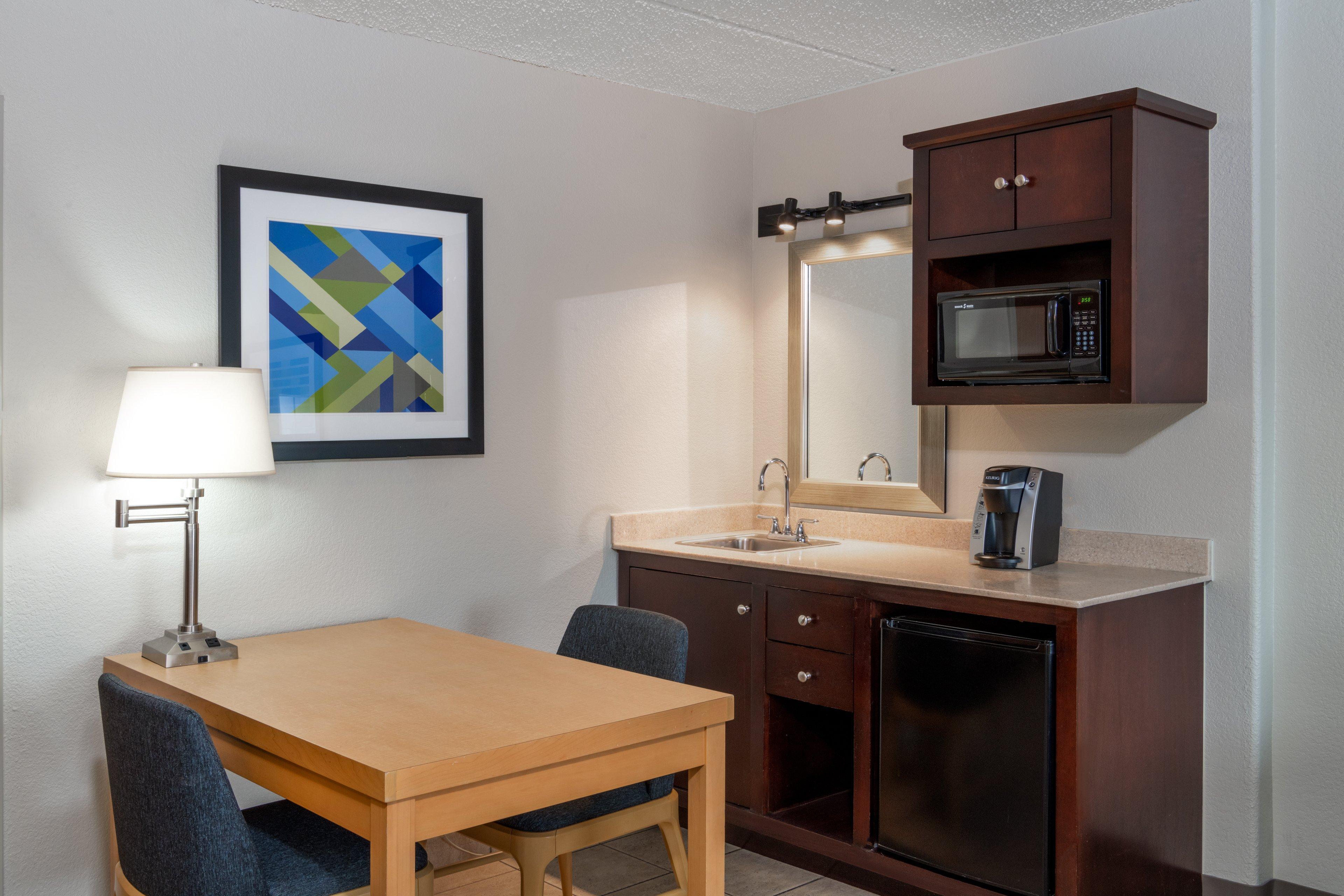 Express & Wheat Ridge-denver West By Ihg Hotel