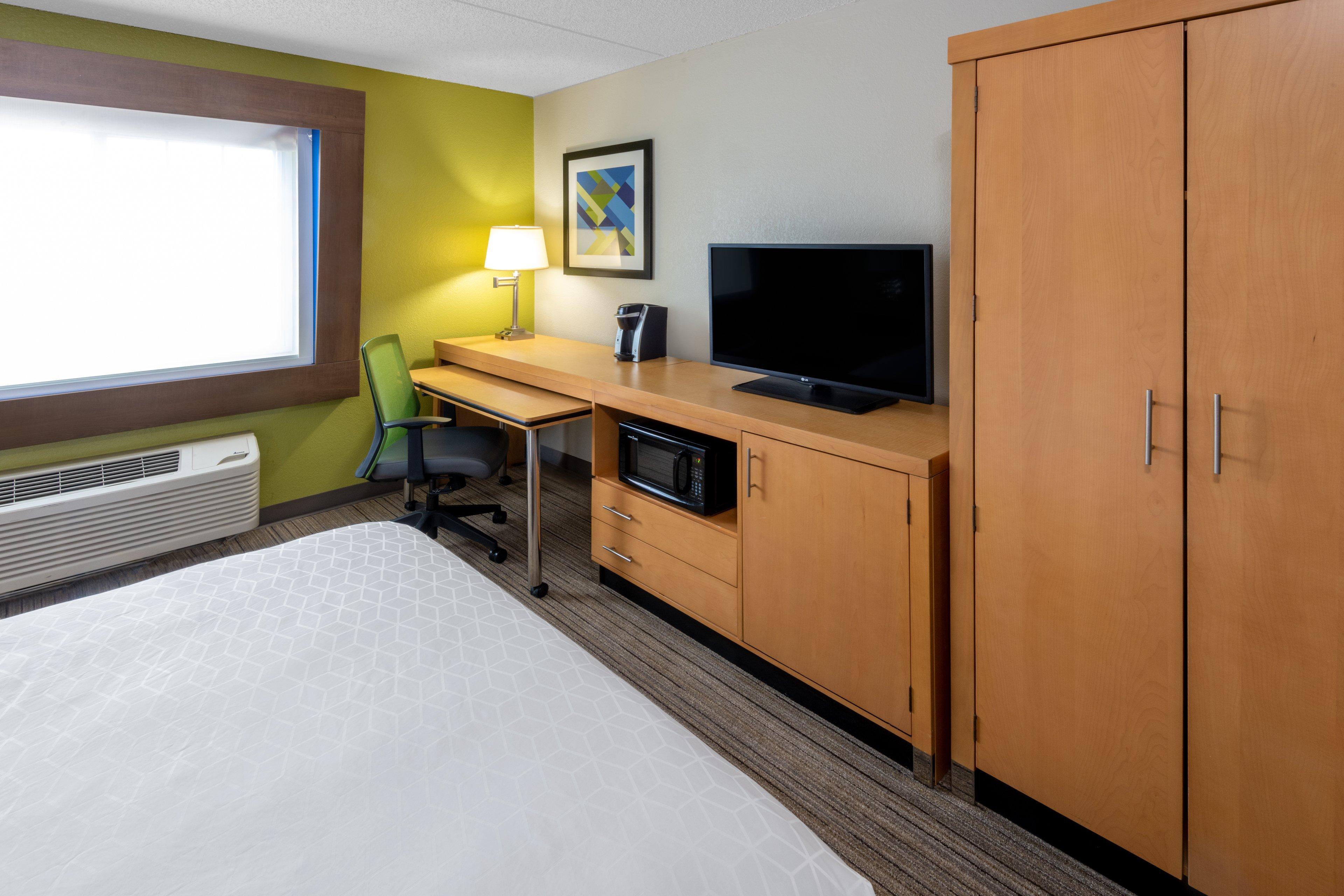 Hotel Express & Wheat Ridge-denver West By Ihg 3*