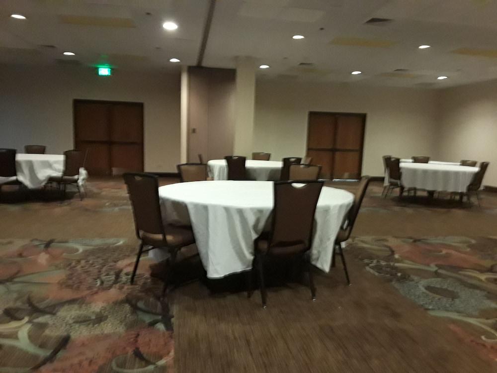 Quality And Conference Center Downtown Inn Greeley
