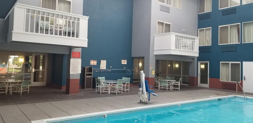 Quality And Conference Center Downtown Inn 3*