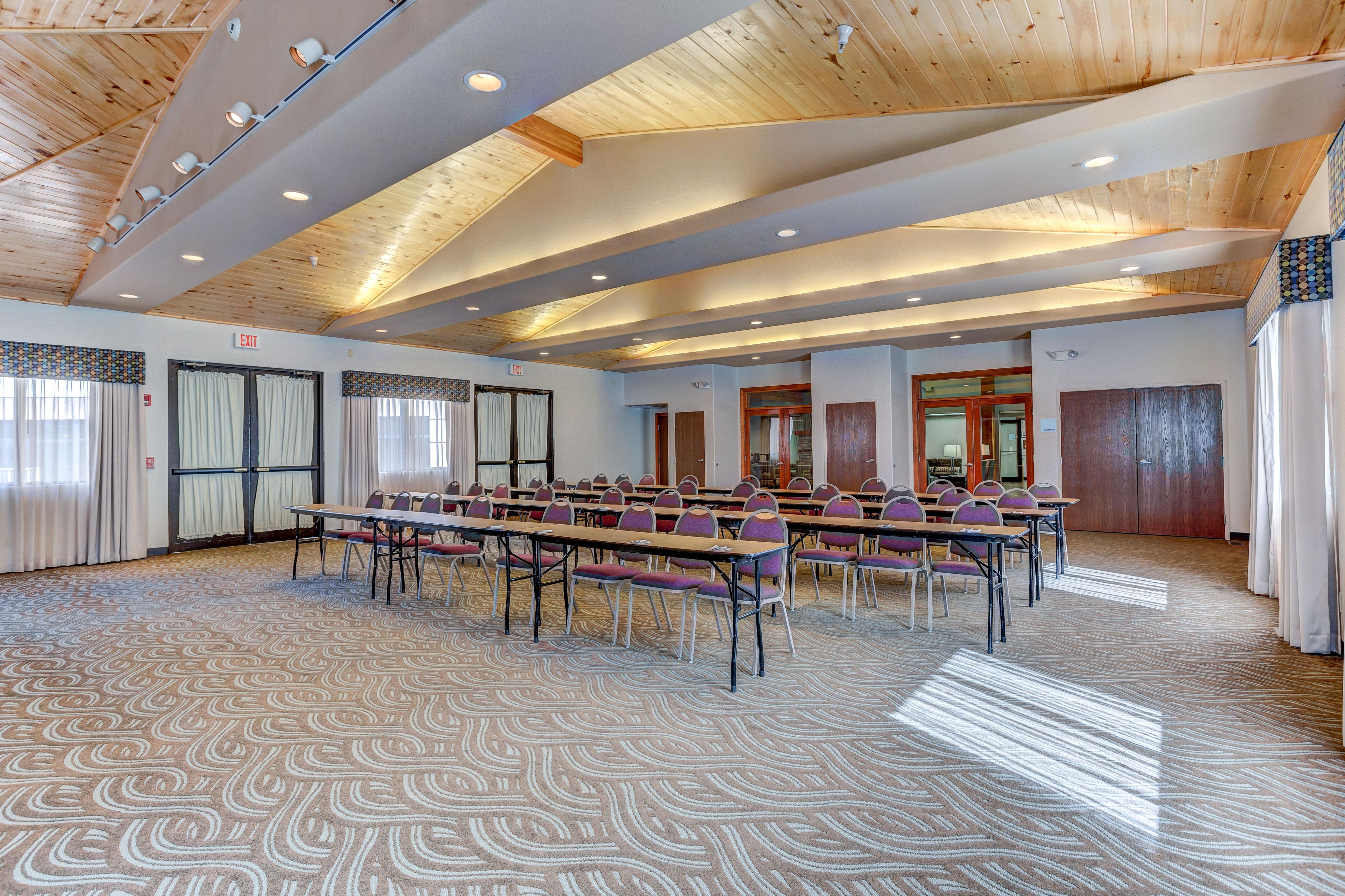 Hotel Holiday Express & - Black Canyon Area By Ihg 2*