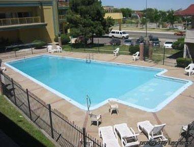 Rodeway Downtown 2*