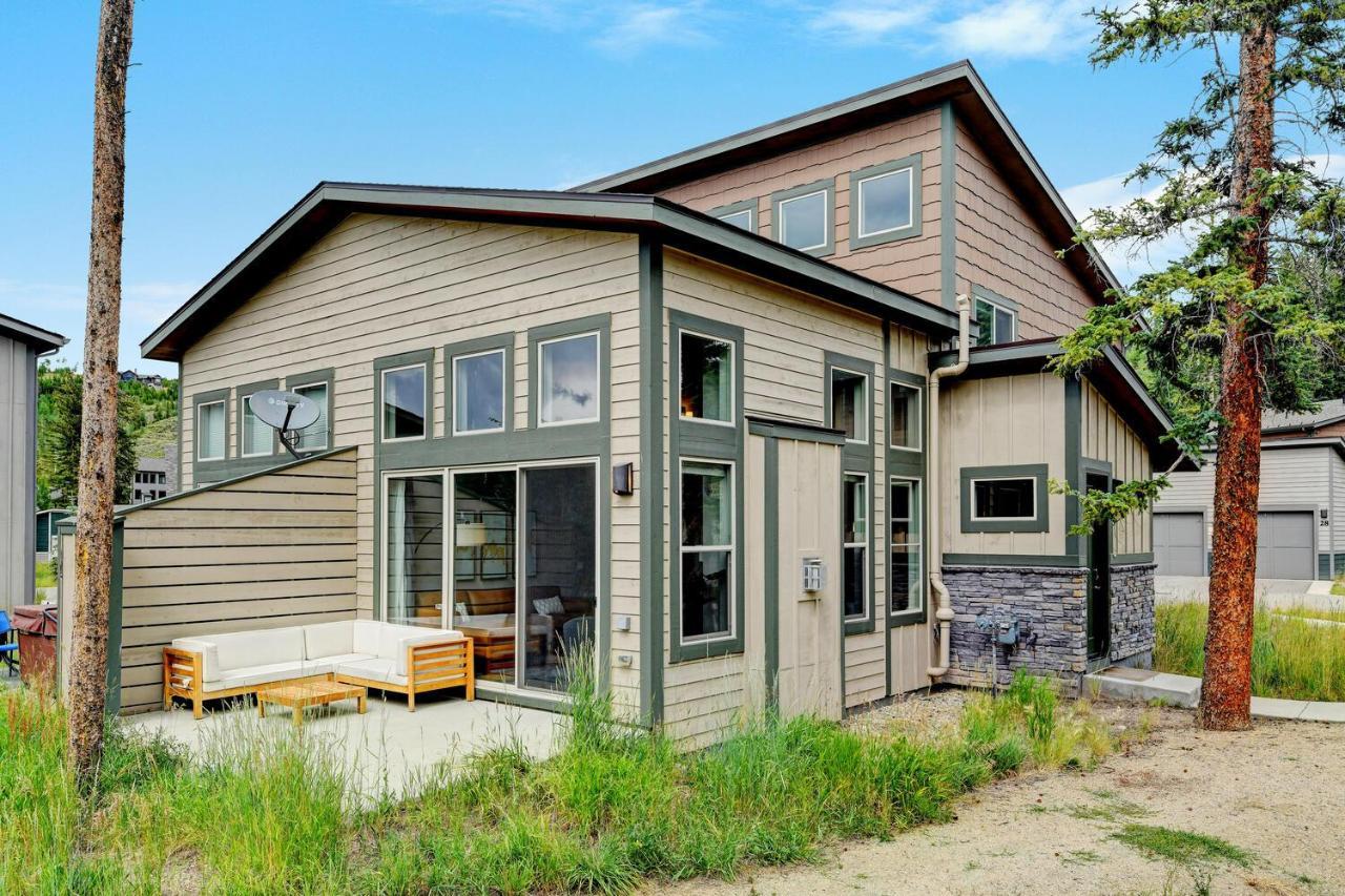 Mountain Vista Luxury Fraser