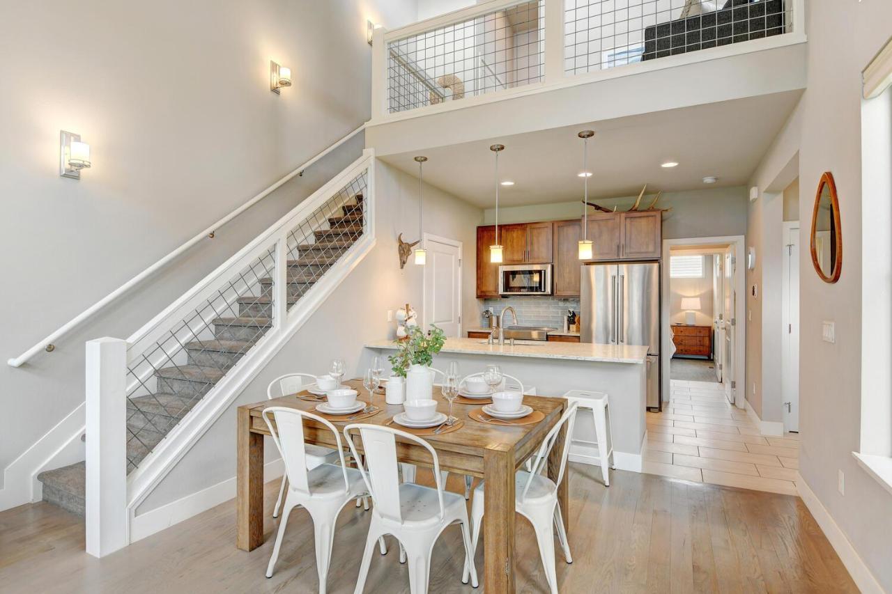 Mountain Vista Luxury * Fraser