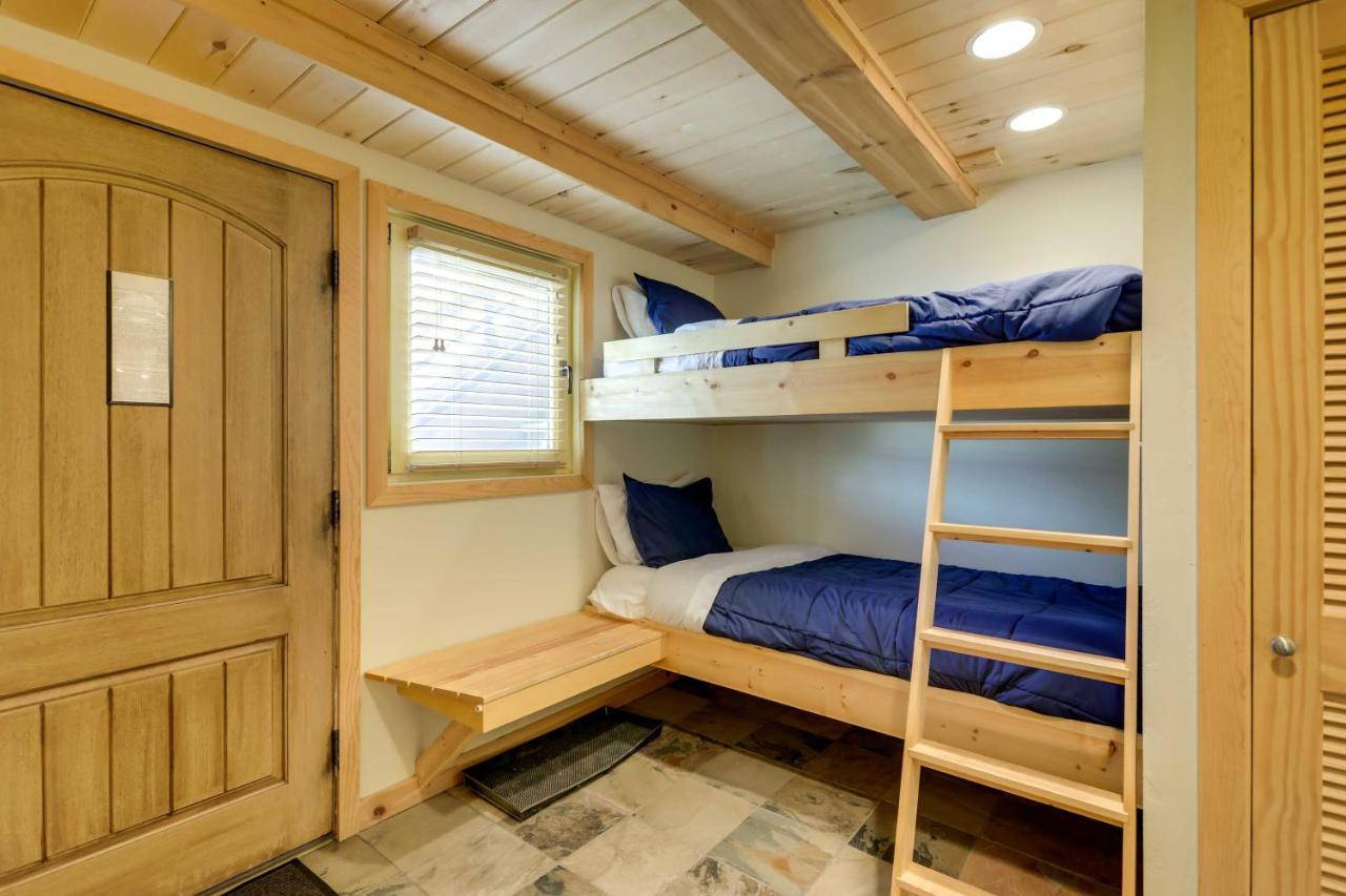 Ski-inandski-out In Aspen Snowmass Apartment *