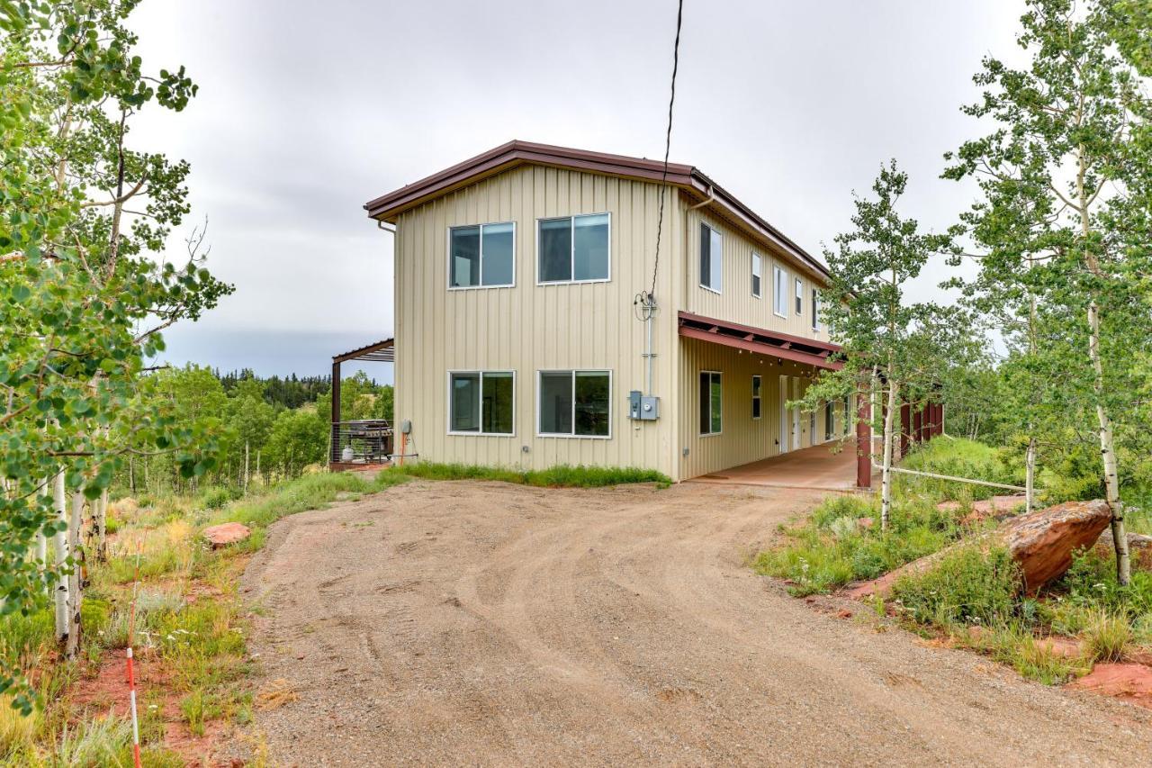 Colorado Retreat With Gas Grill And Mountain Views!