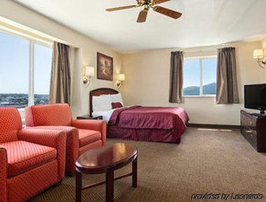 Olympia Hotel 2*