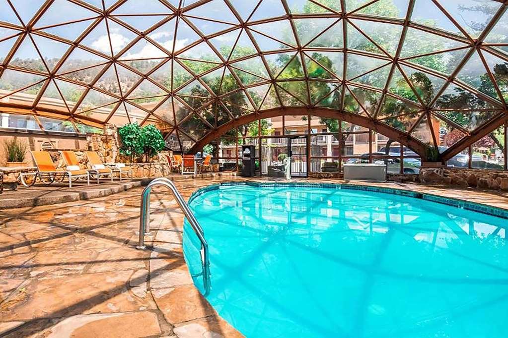 Motel Baymont By Wyndham 3*