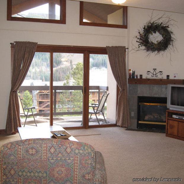 Aparthotel Summit Group
