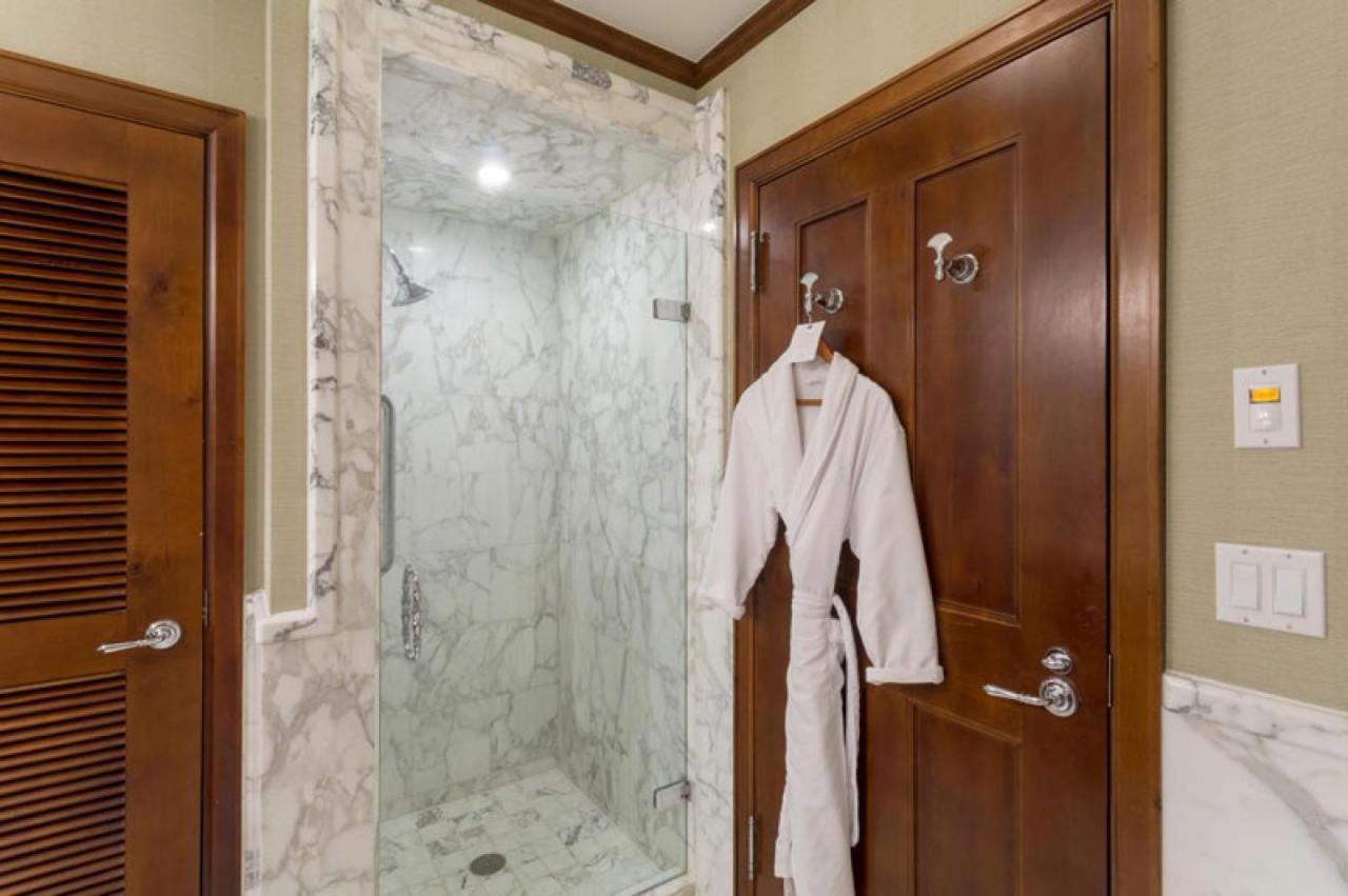 The Ritz-carlton Club 3 Bedroom White River 2301, Ski-in & Ski-out In Highlands Holiday home