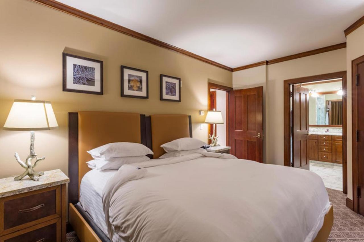 The Ritz-carlton Club 3 Bedroom White River 2301, Ski-in & Ski-out In Highlands Holiday home Aspen