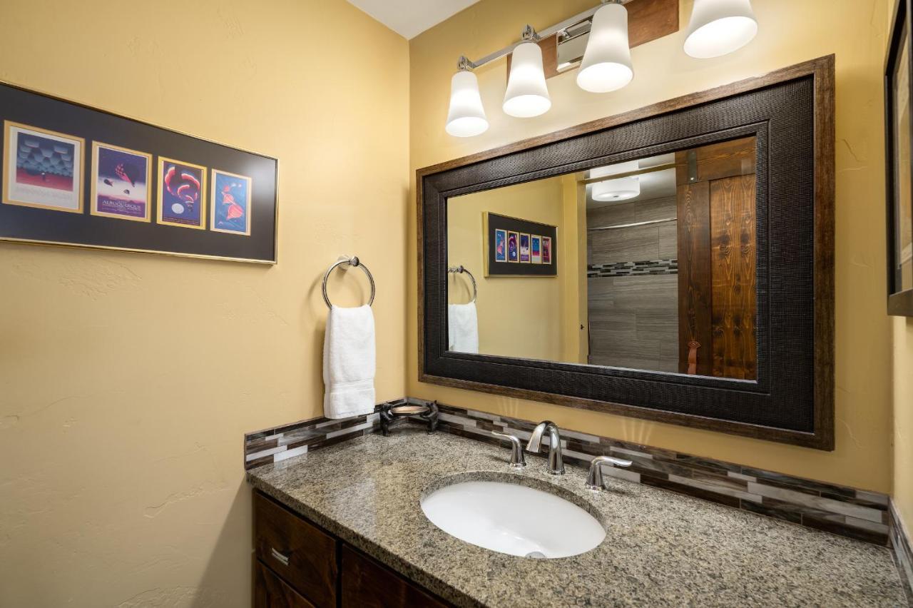 Bear Claw 408 - Ski-in Ski-out Condo! Steamboat Springs