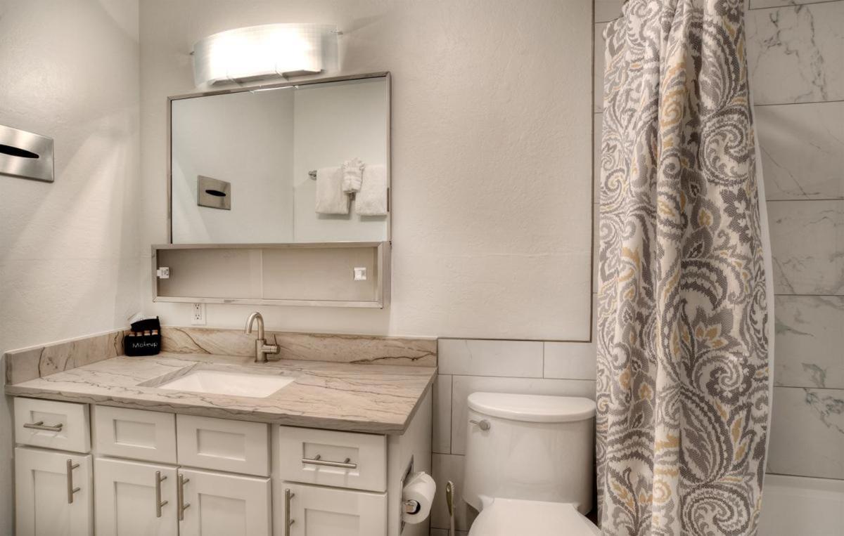 Apartment Purgatory Townhome 111 *