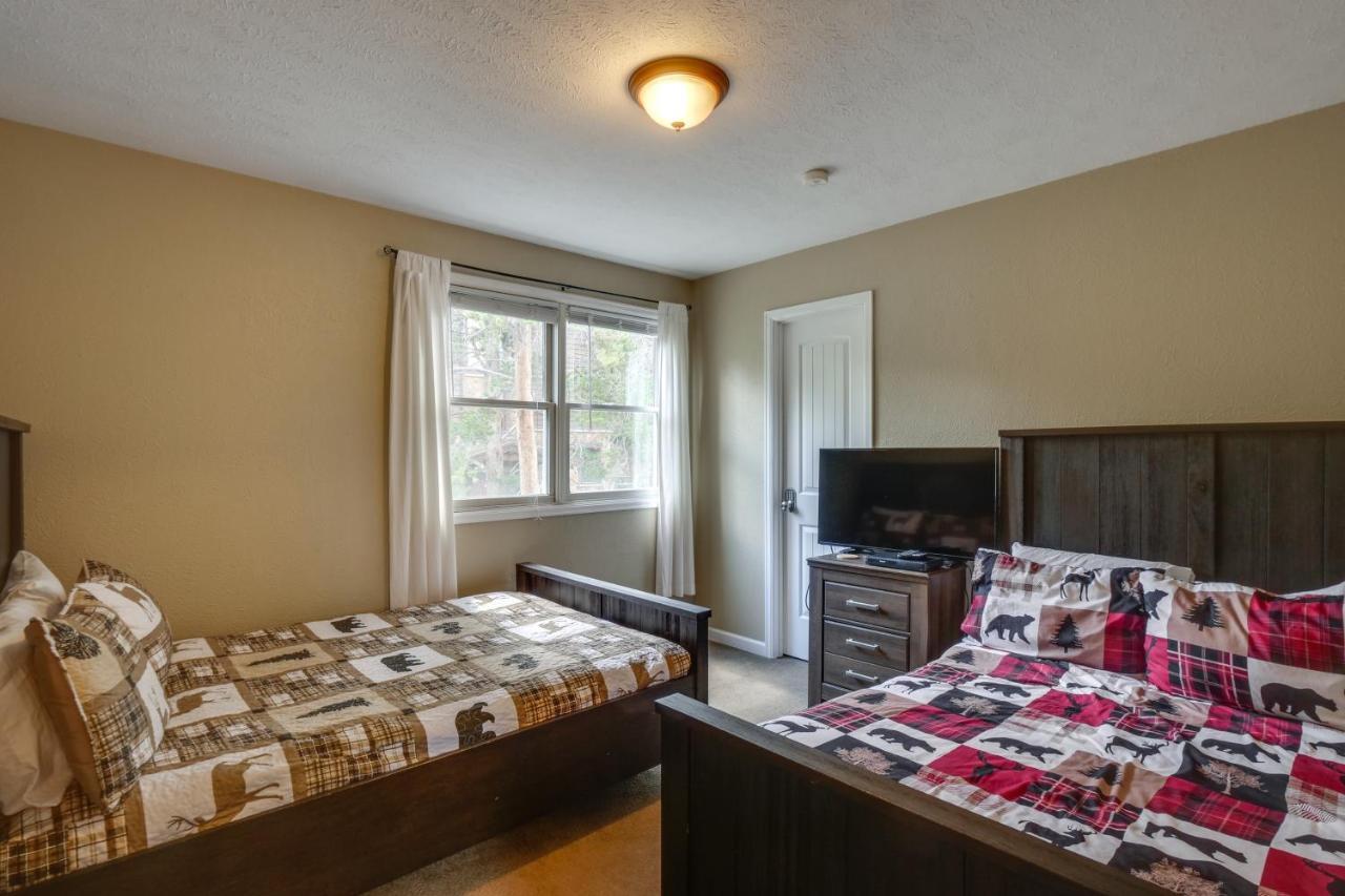 Ski-in Retreat With Pool Access 2 Blocks To Main St Holiday home Breckenridge