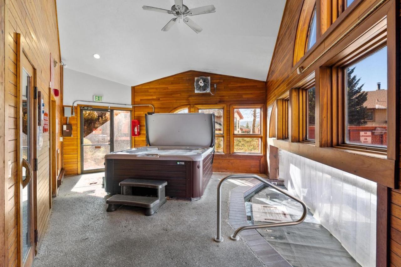 Corinthian Circle - Holiday home