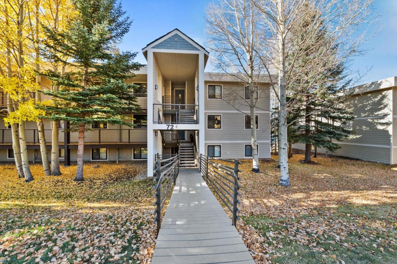 Holiday home Corinthian Circle - *