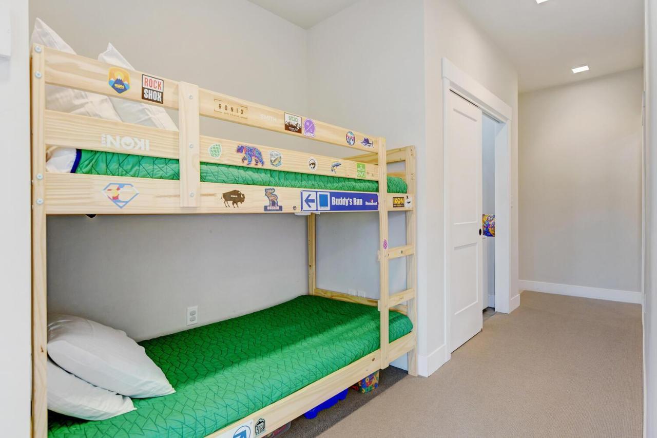 New Luxury Loft 4 / Hot Tub & Great Views / Price - $500 Of Free Activities Daily Winter Park
